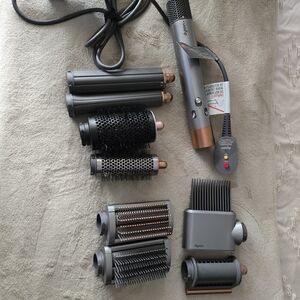 Dyson Airwrap - Gray and Copper